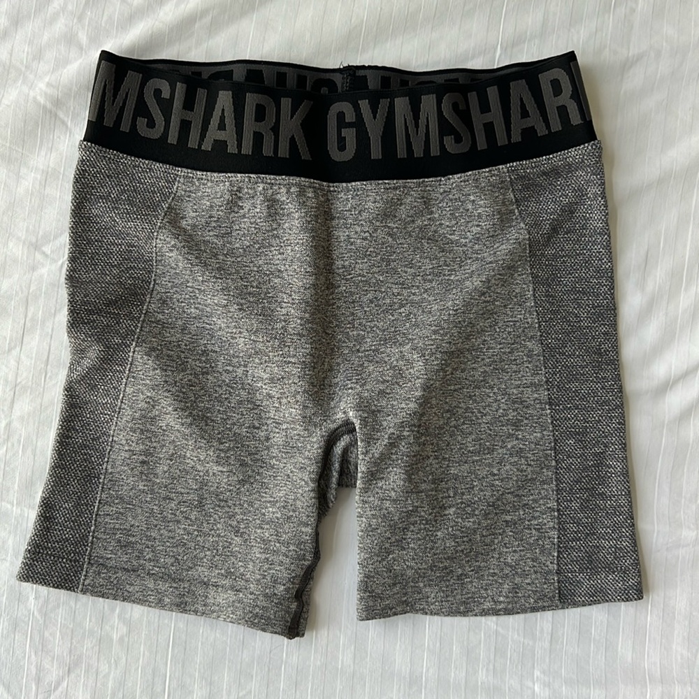 Gymshark bicycle shorts gray
